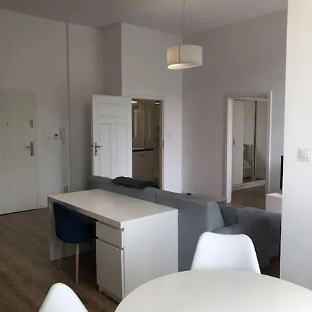شقة Charming Peaceful Apartment *