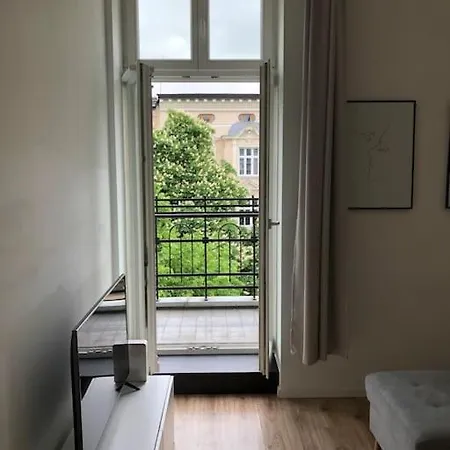 Charming Peaceful Apartment * Estetino